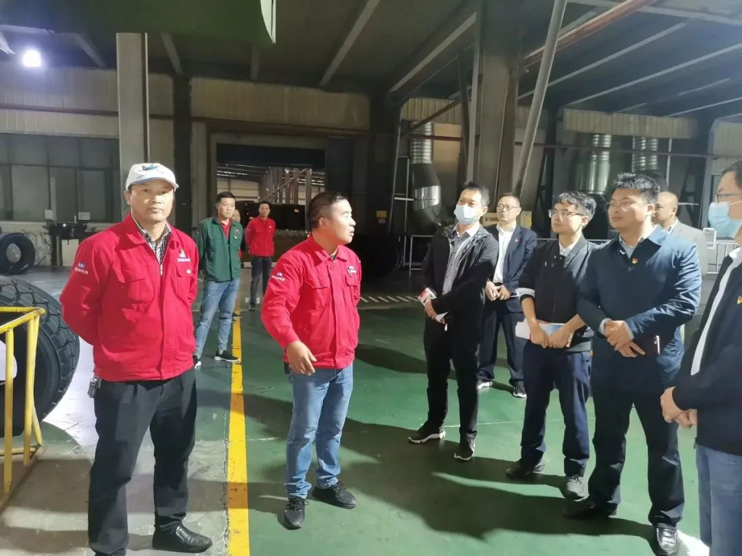the-secretary-of-the-party-organization-of-the-citys-non-public-enterprises-visited-and-learned-the-party-building-work-of-hubei-aulice-tyre-co-ltd5.jpg The Secretary Of The Party Organization Of The City's Non-Public Enterprises Visited And Learned The Party Building Work Of Hubei Aulice Tyre Co.,Ltd.