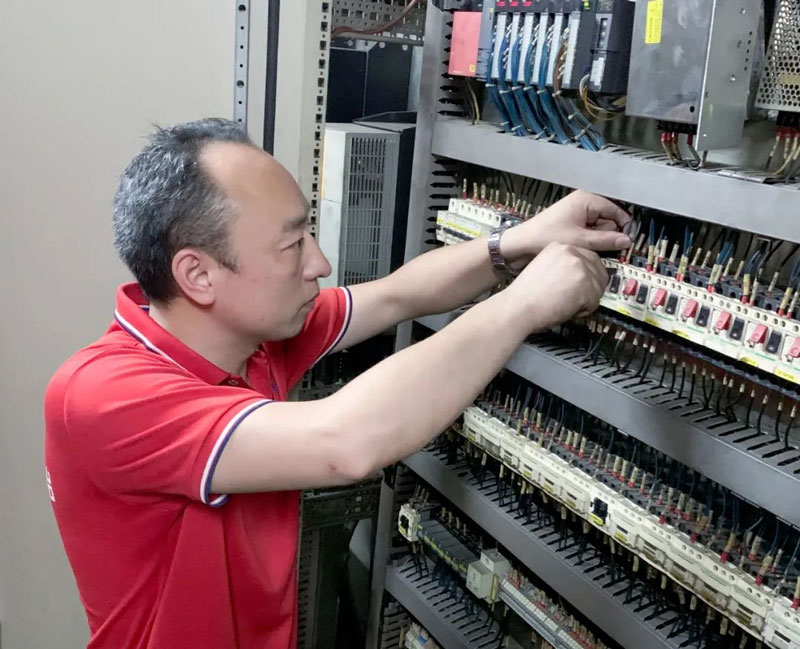 In-ordinary-work-Comrade-Lei-Jun-always-practices-the-spirit-of-craftsmanship-and-pursues-excellence.jpg In-ordinary-work-Comrade-Lei-Jun-always-practices-the-spirit-of-craftsmanship-and-pursues-excellence.jpg