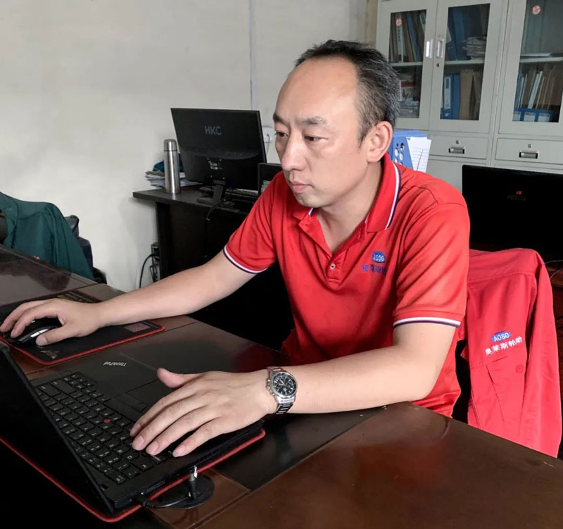 Comrade-Lei-Jun-said-the-honor-comes-from-talent-selection-wisdom.jpg Comrade-Lei-Jun-said-the-honor-comes-from-talent-selection-wisdom.jpg